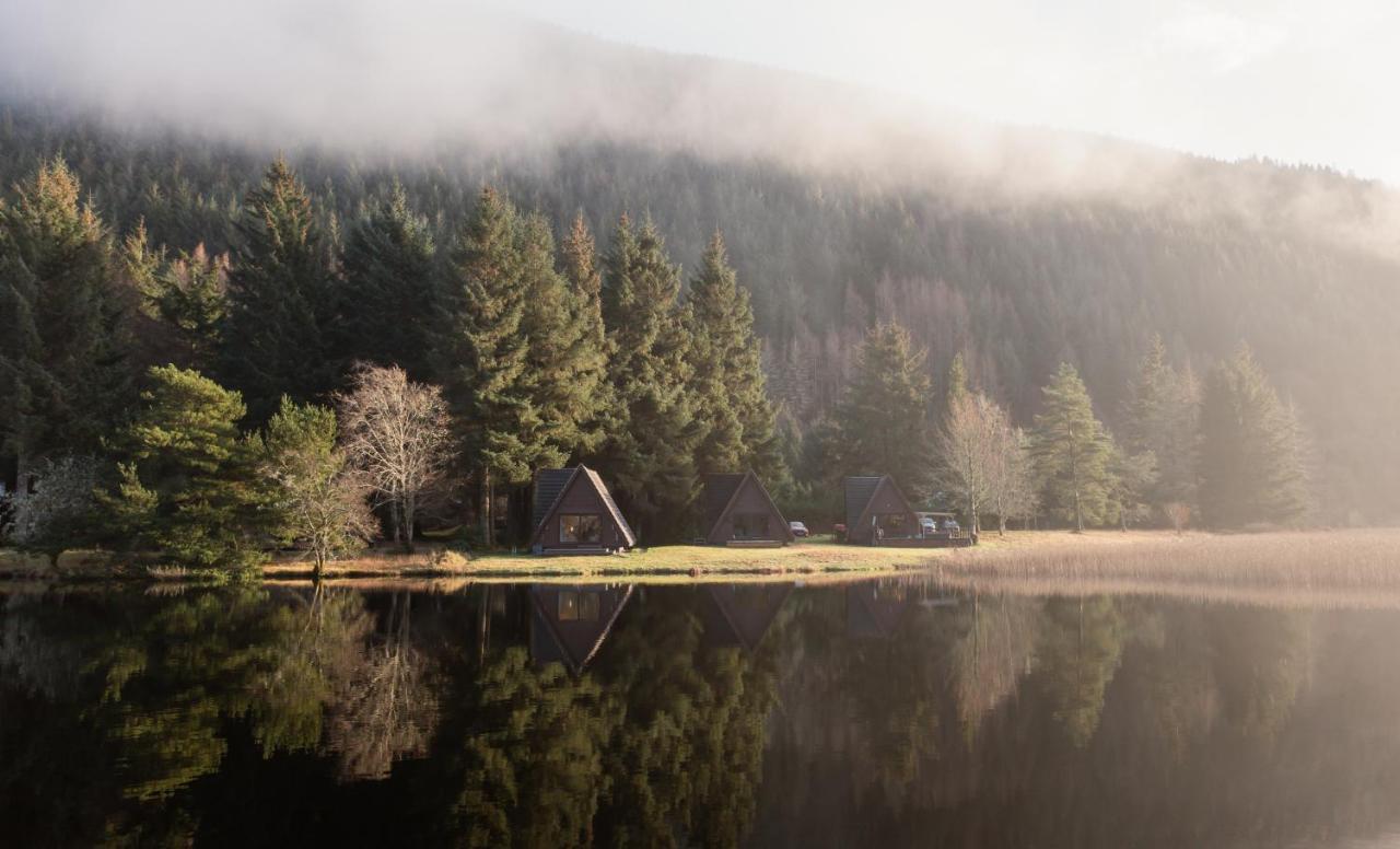The Triangle Lodge Invergarry Exterior foto
